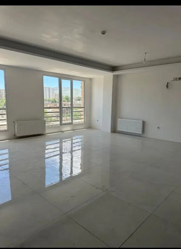 اپارتمان۱۳۰ متری در شیخ تپه_یعقوبی