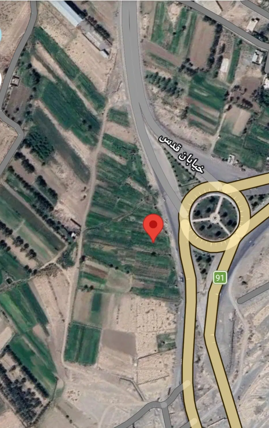 ۵۰۰۰ زمین لب میدان ورودی شهر از سمت سرجاز