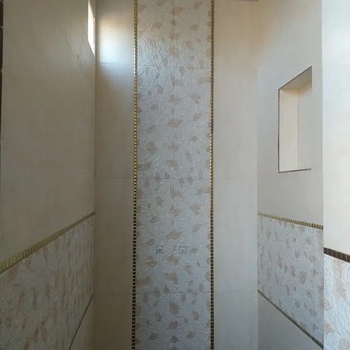 خانه دوبلکس دوطبقه درشهرک رضوان سرنبش به فروش میرس