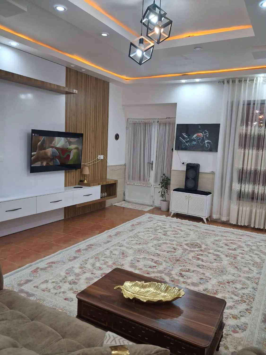 خونه ویلایی عالی موقعیت و قیمت عالی و مناسب