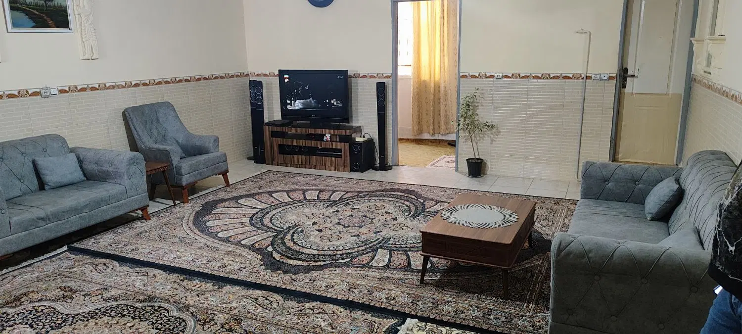 آپارتمان جنوبی 75 متری