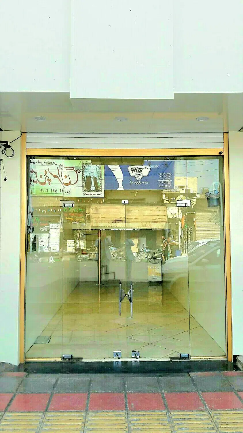 فروش مغازه تجاری بر خیابان چهارمردان