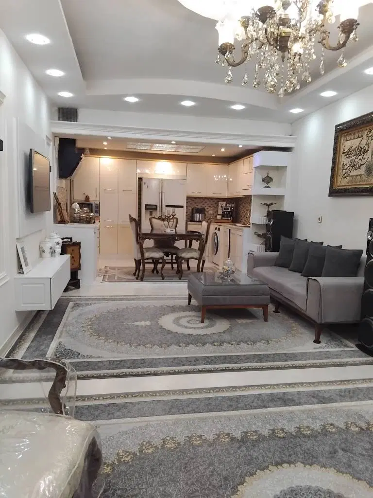 خانه ویلایی ۳طبقه تک واحدی خانی اباد نو