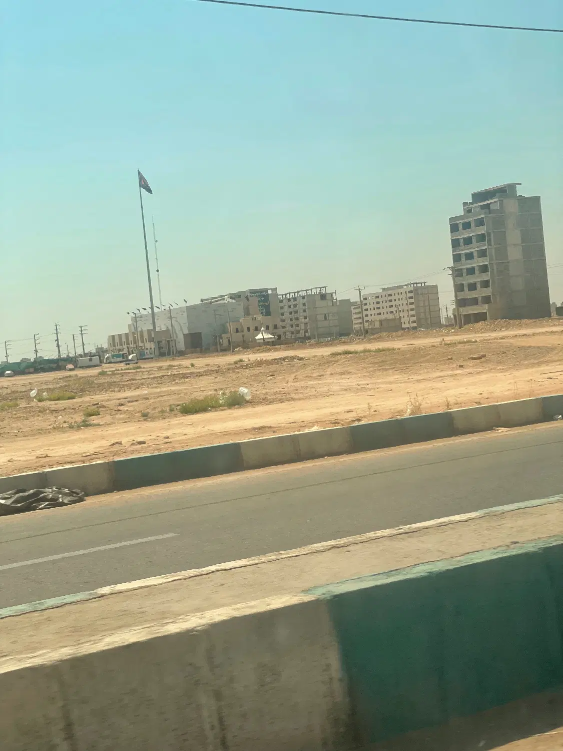 واحد آپارتمان. ۱۳۰ متری