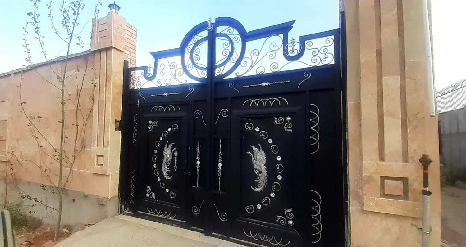 ویلای شهرکی سنددار داخل بافت مسکونی