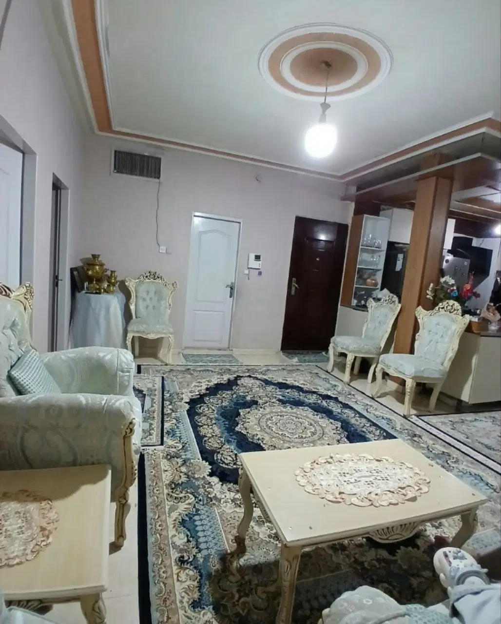 ۸۶متر اپارتمان مسکونی تکواحدی میدان انقلاب