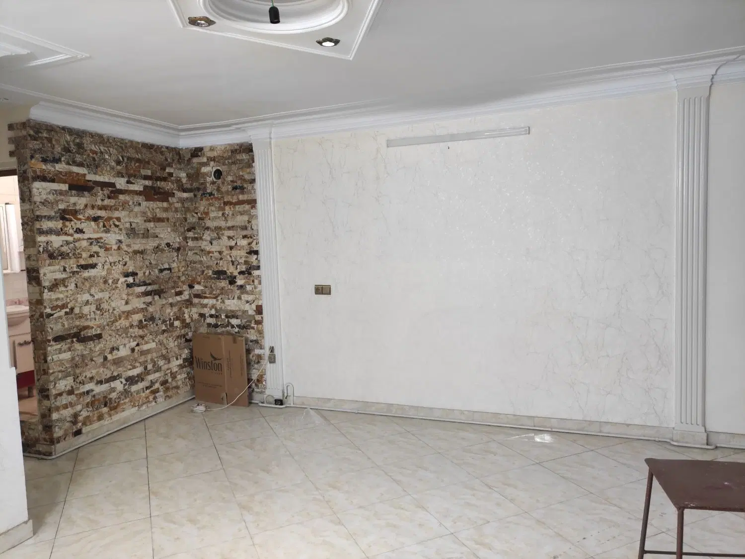 ۷۳متر مربع_تکواحدی_پارکینگ و انباری
