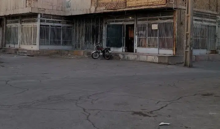 مغازه کارگاه تجاری ۵۰ متری