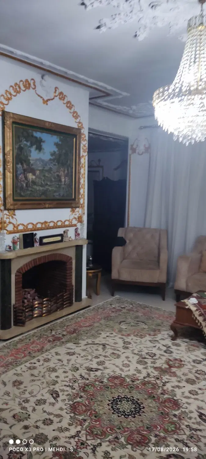 خونه ویلایی  دو طبقه ۴۵۰ متر  با حیاط