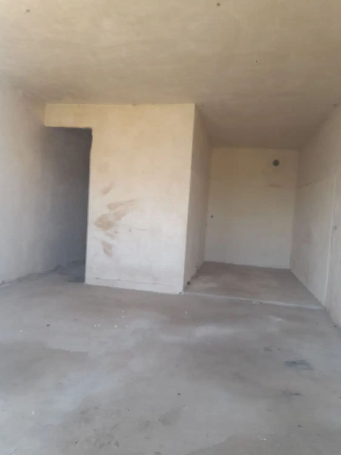 اجاره نیست فروش خانه ویلایی  70 متر زنجان