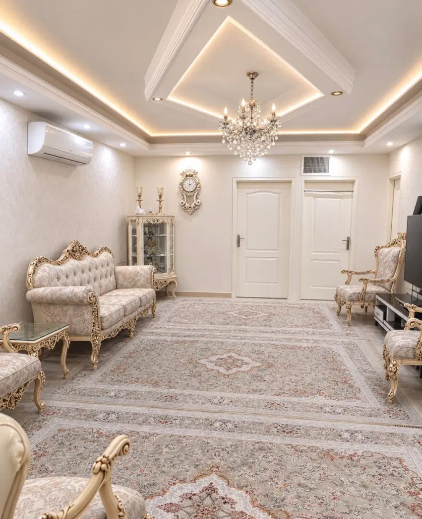 ۸۳ متری فول امکانات