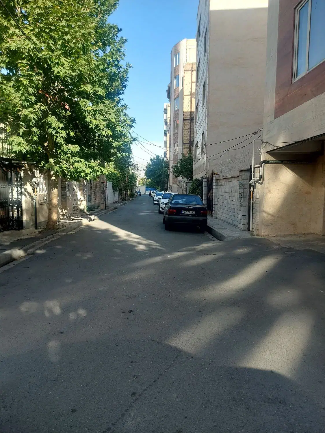 خانه ویلایی به متراژ ۴۴۴ سند دار
