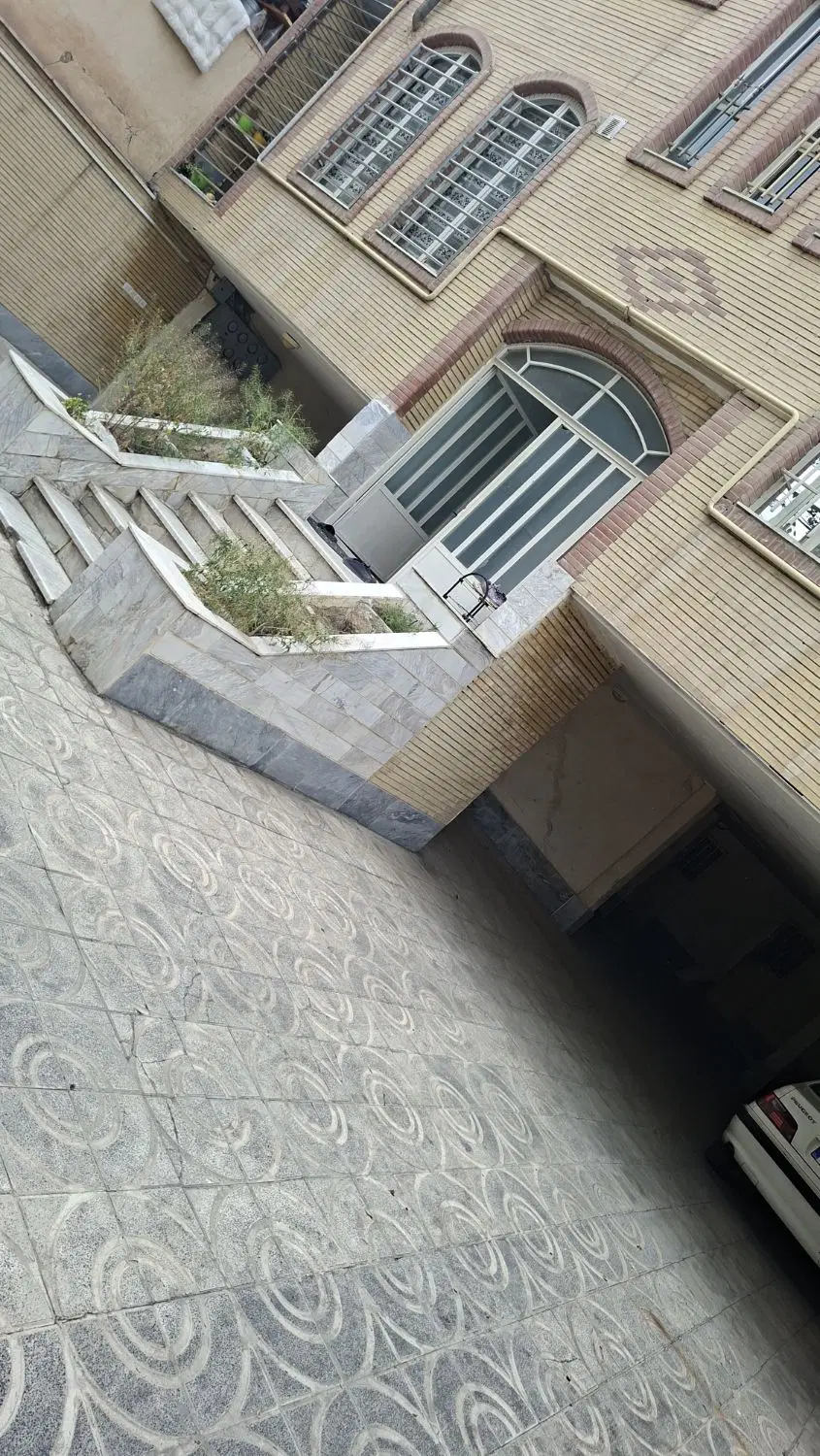 آپارتمان ۷۰ متری
