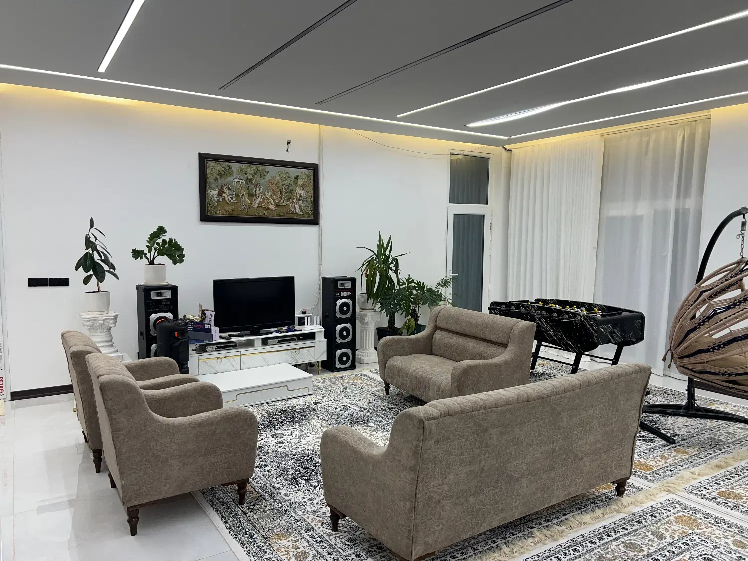 باغ ویلا اجاره ای همایجان سربست سپیدان شیک وتمیز