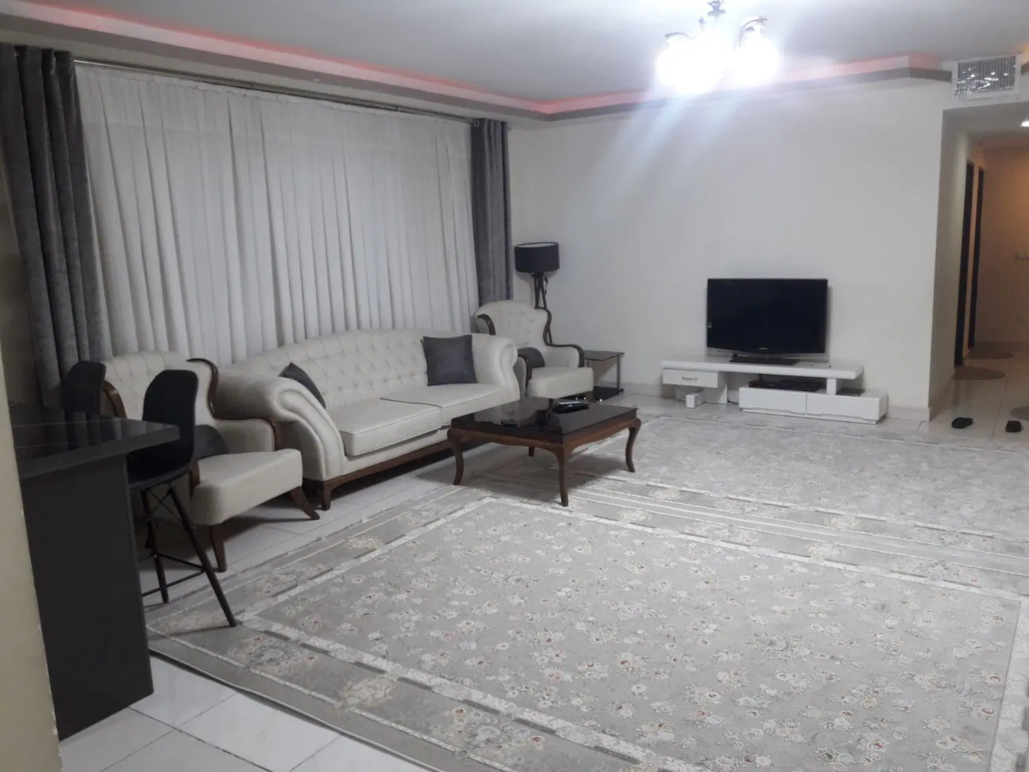 آپارتمان ۱۲۰ متری بلوار طاقبستان
