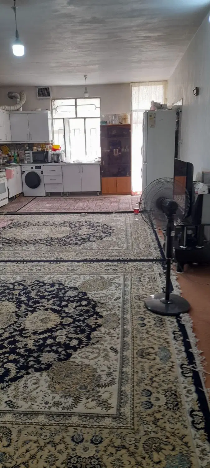 فروش منزل طبقه همکف با هوایی طبقه سوم