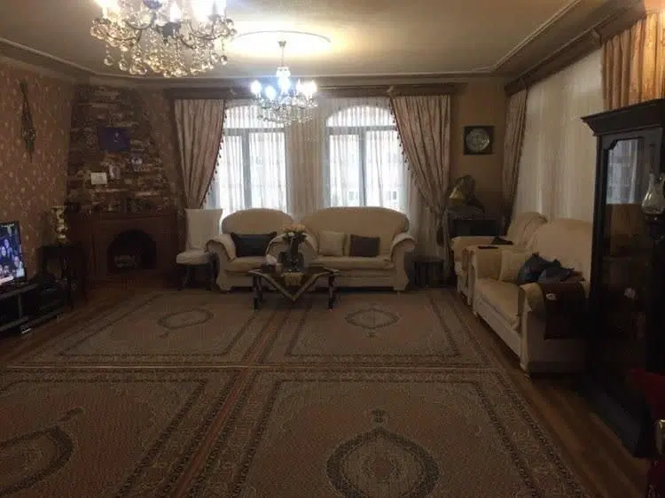 102متر
