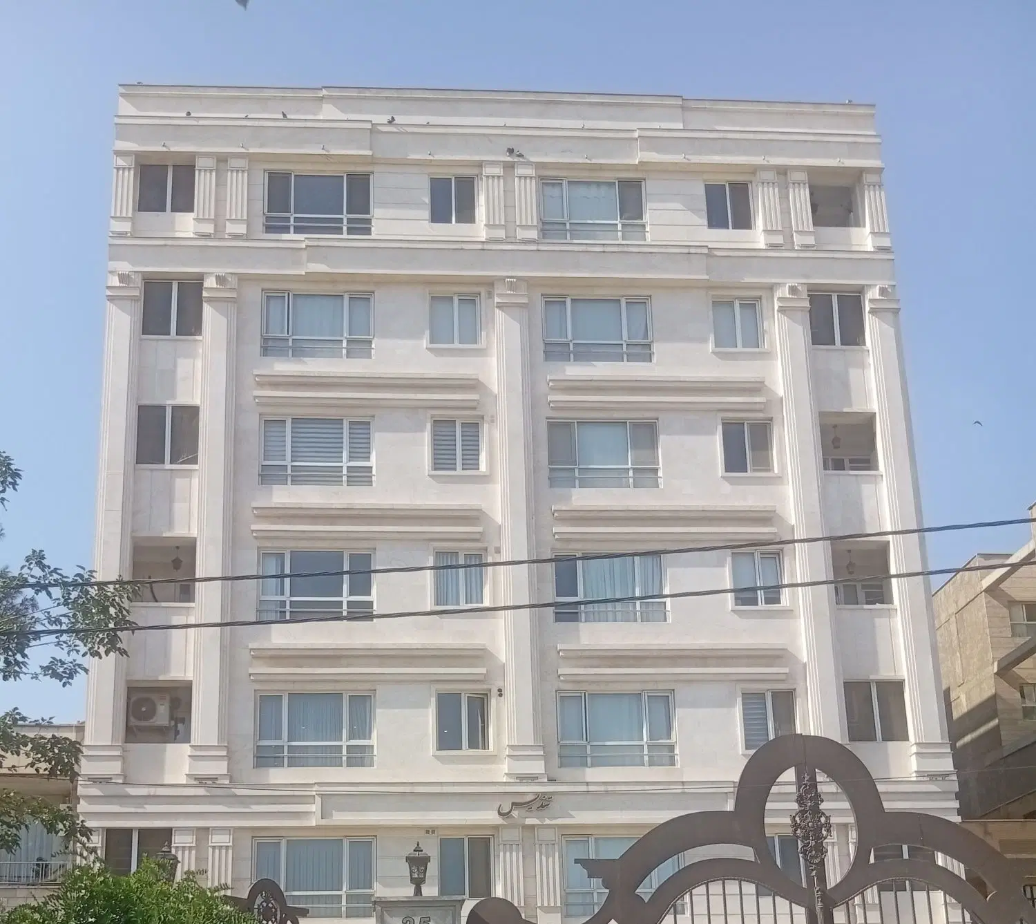۱۲۸ متری دو خواب سازمان برنامه جنوبی