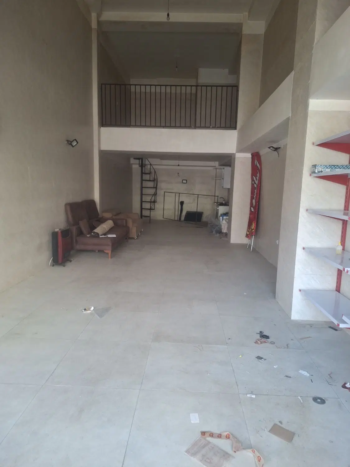 اجاره مغازه در باغ زمانی