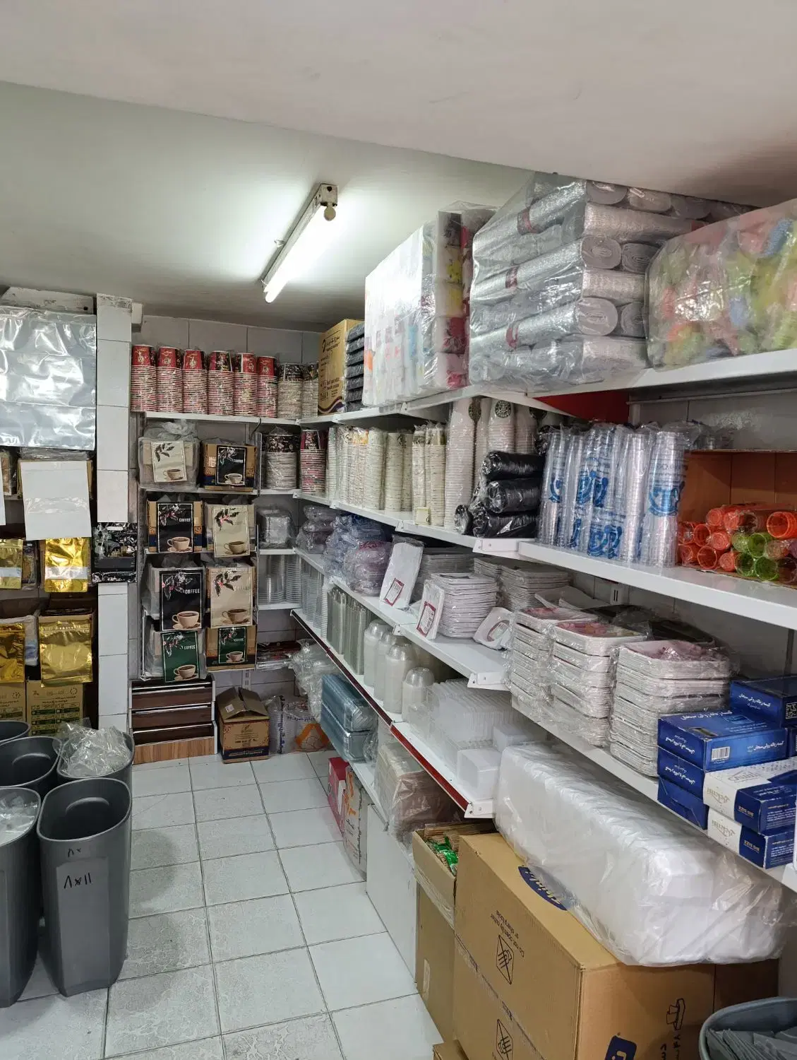 واگذاری مغازه یکبار مصرف خیابان ولی عصر