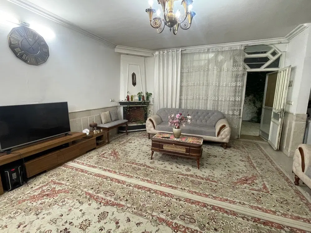 اجاره منزل مسکونی ۲ خواب واقع در شریعتی ۲۶