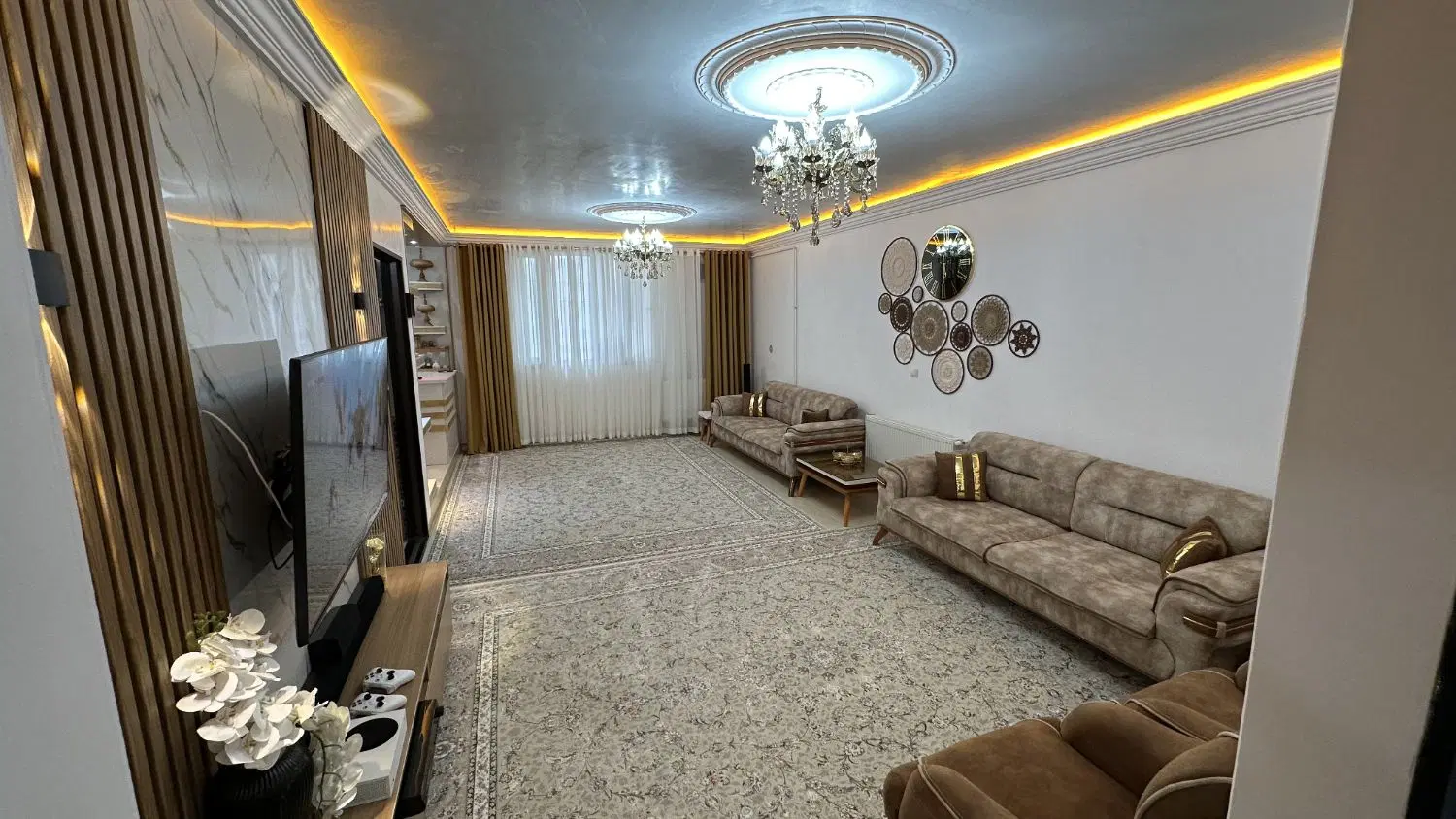 آپارتمان 110متری طبقه دوم مرکز شهر سند تک برگ