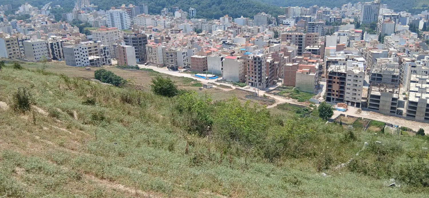زمین نزدیک بافت