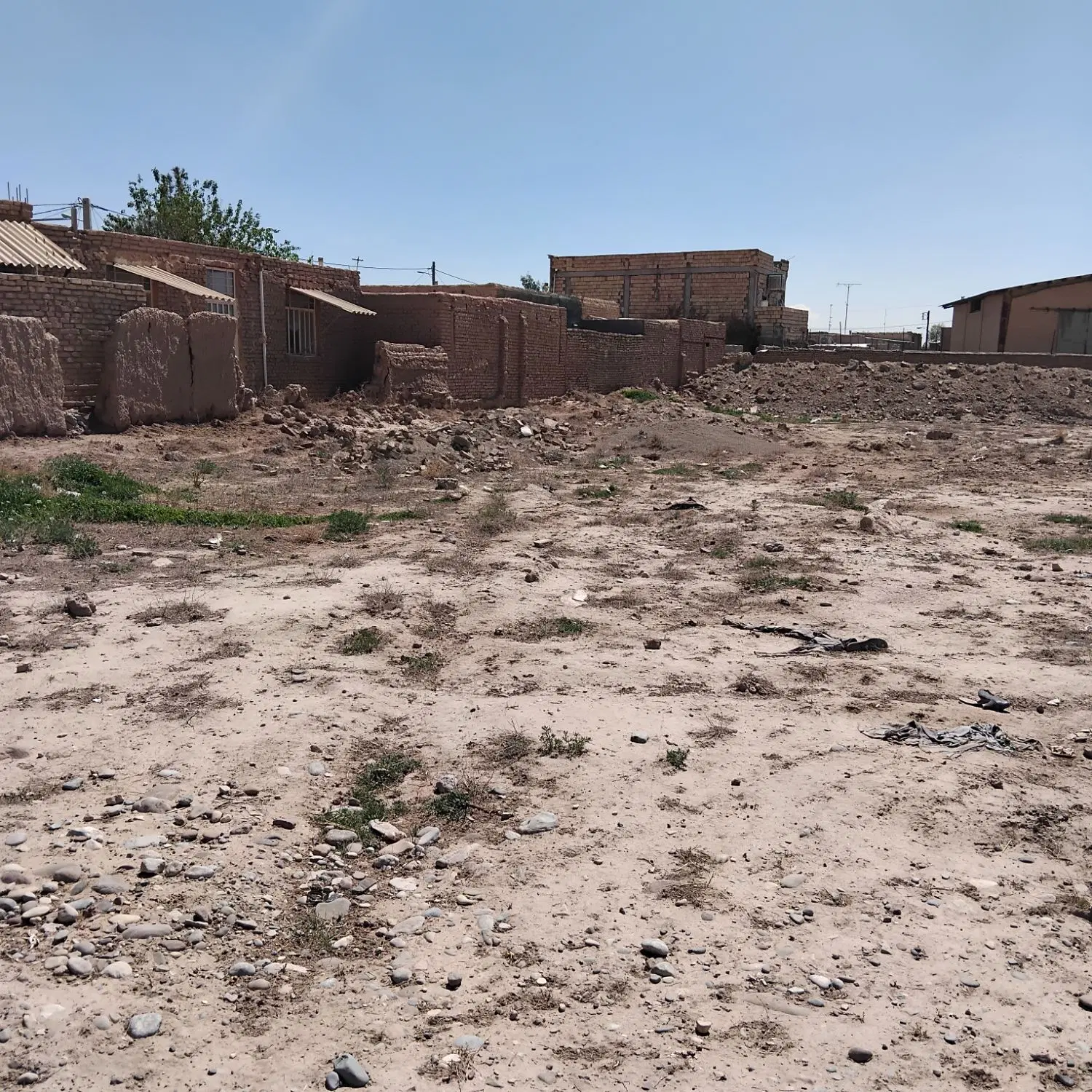 ۲۵۰مترزمین مسکونی داخل بافت حسینابادکردهاباسندا