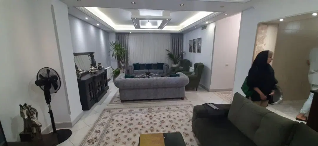 ۷۷متر دو خواب طبقه سوم تک واحدی بی نظیر