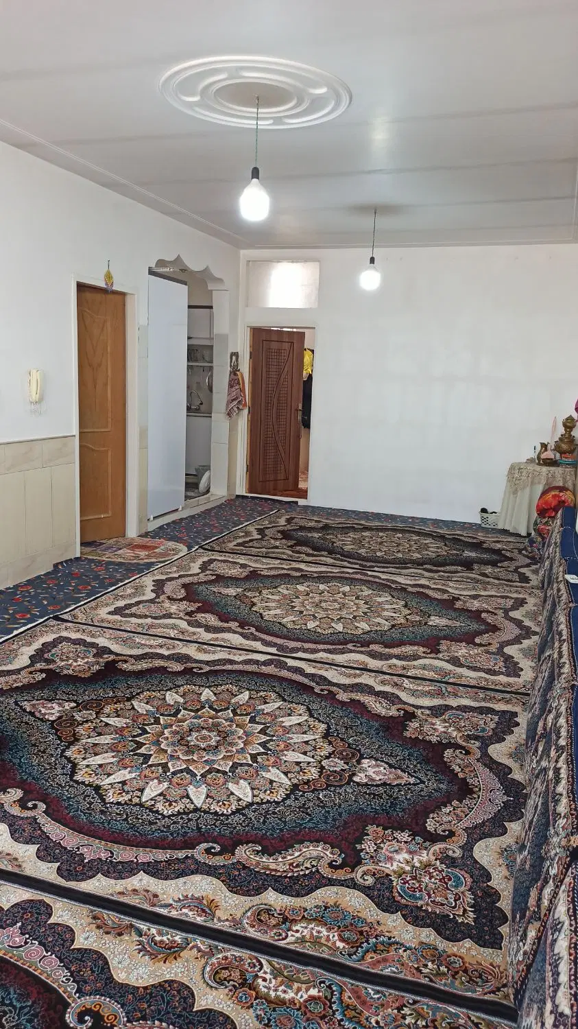 خونه ۸۴ متر همکف وبالا