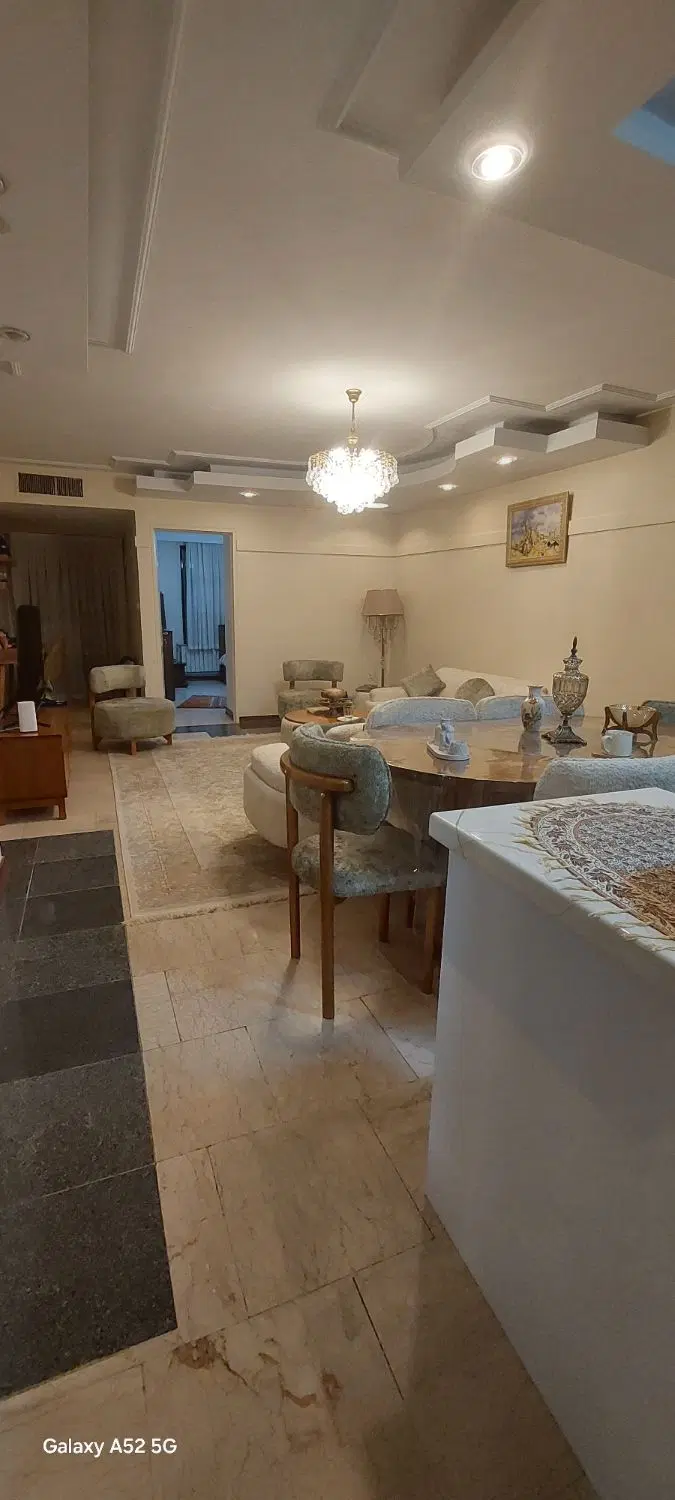 آپارتمان ۷۳ متری فول