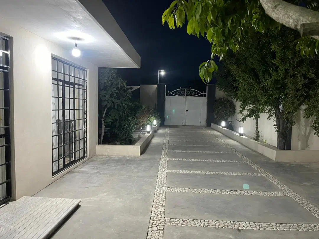 پول سوئیت بده ویلا اجاره کن