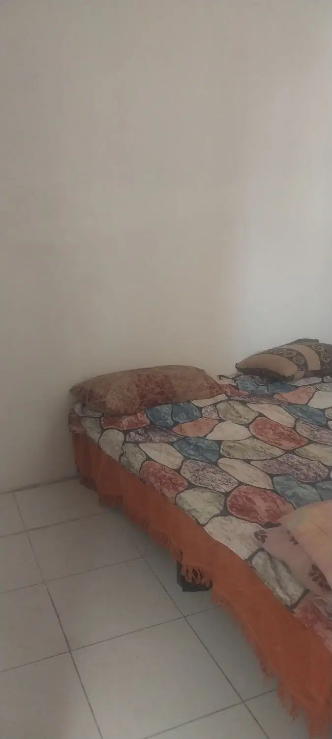 ۲۶ متر یک خ با یخچال و گاز و دو تخت