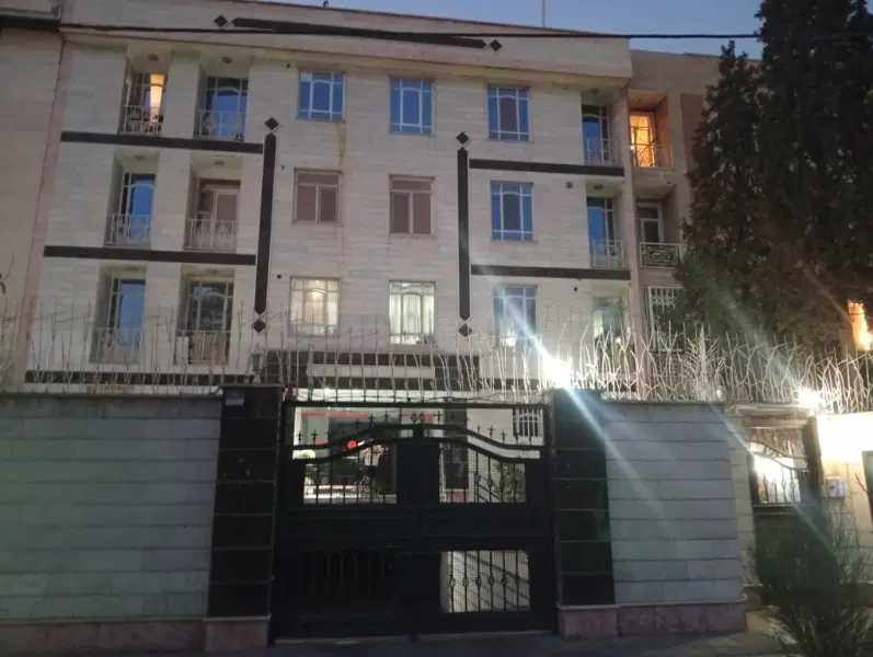 همخانه