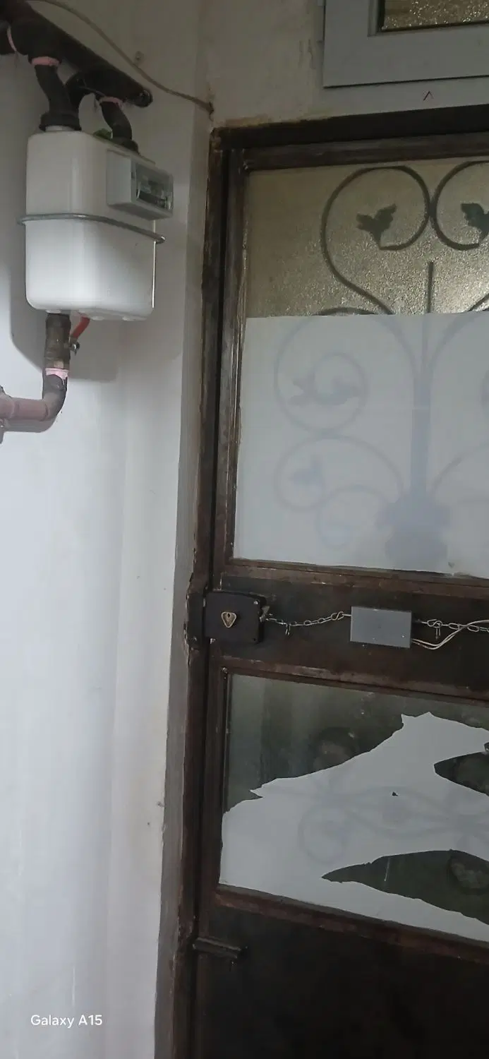 خانه ۴۰ متری در کوچه شهریار روبروی مدرسه فیاض
