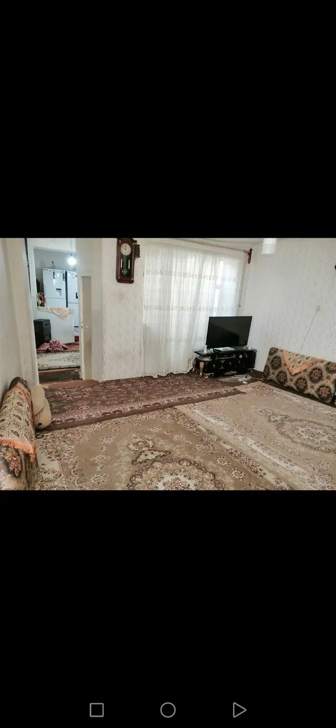 خانه ویلایی دو طبقه و همکف ۱۷شهریور