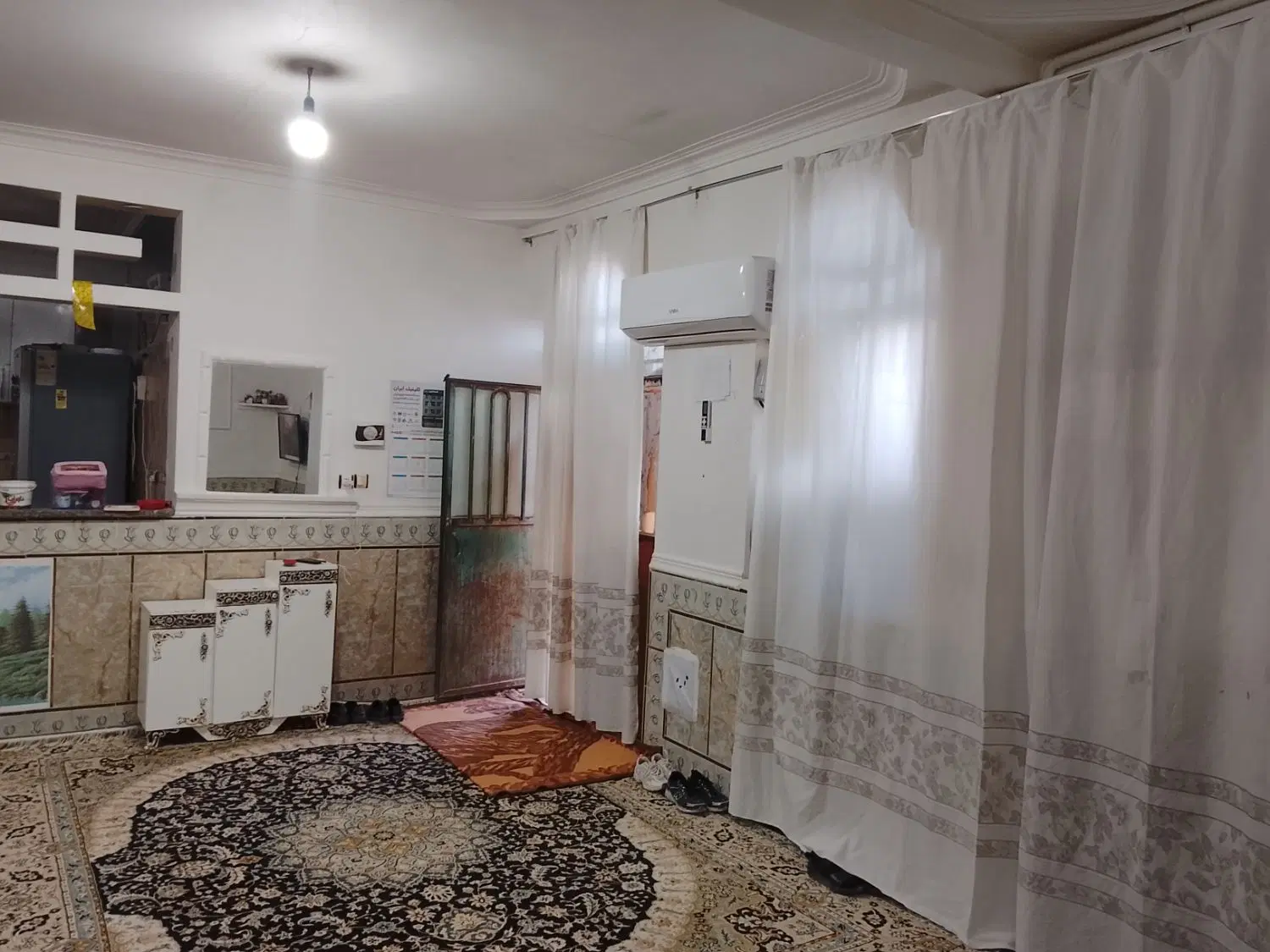 منزل فروشی به همراه زمین