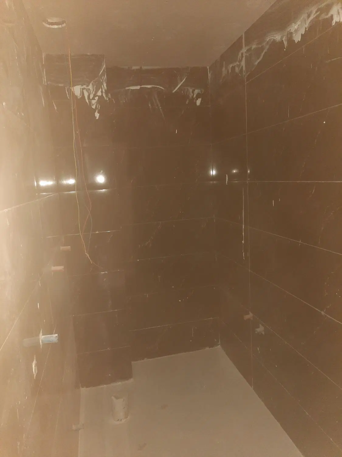 واحد نوساز ۱۰۰ متری روبه نما