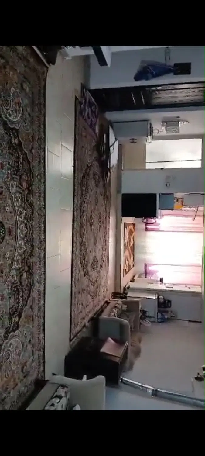 آپارتمان ۸۵ متری طبقه دوم