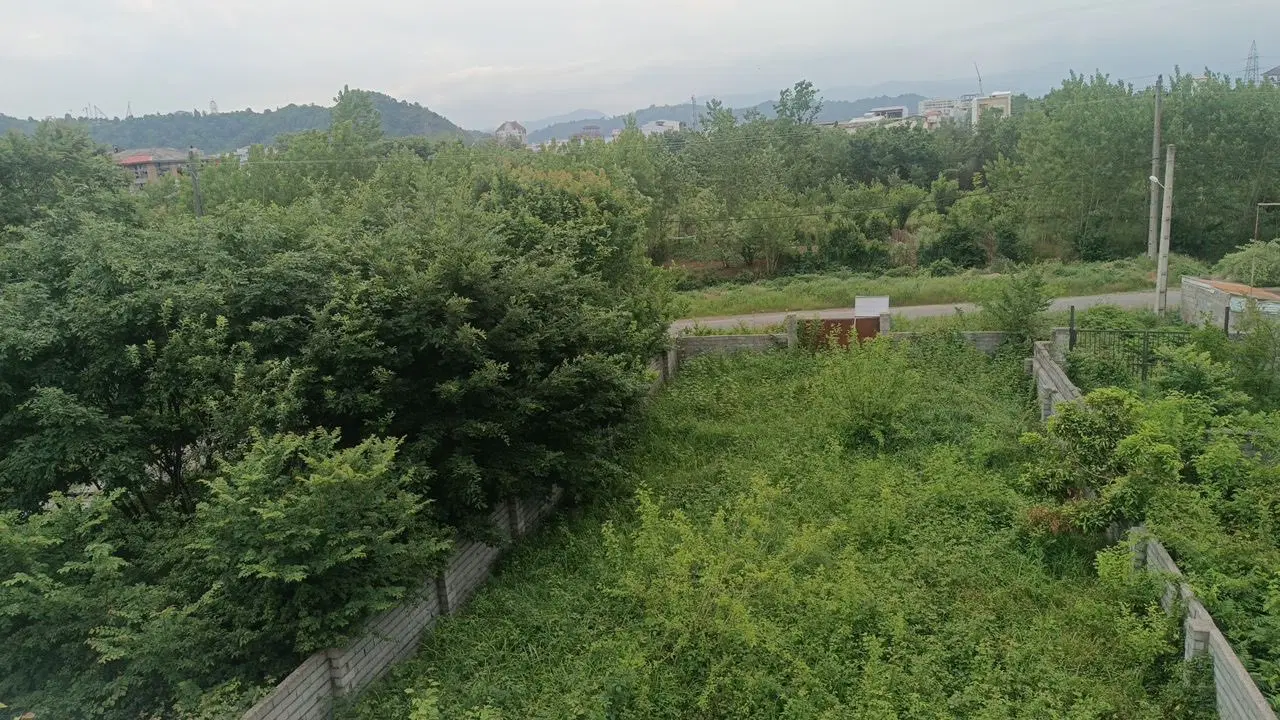 زمین فروشی