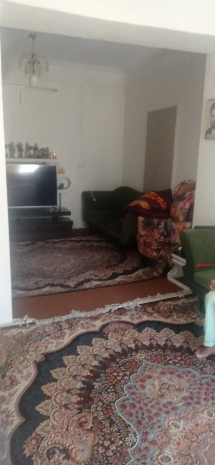 رهن و اجاره طبقه دوم منزل ویلایی