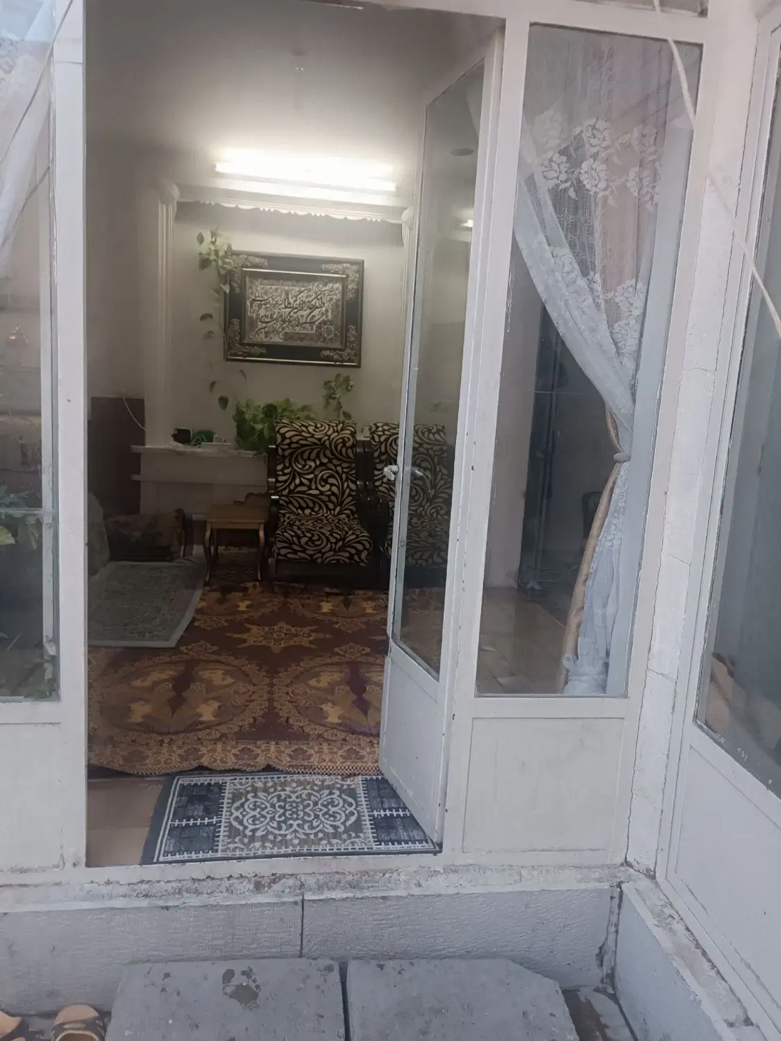خونه ویلایی حیاط دار 100متر