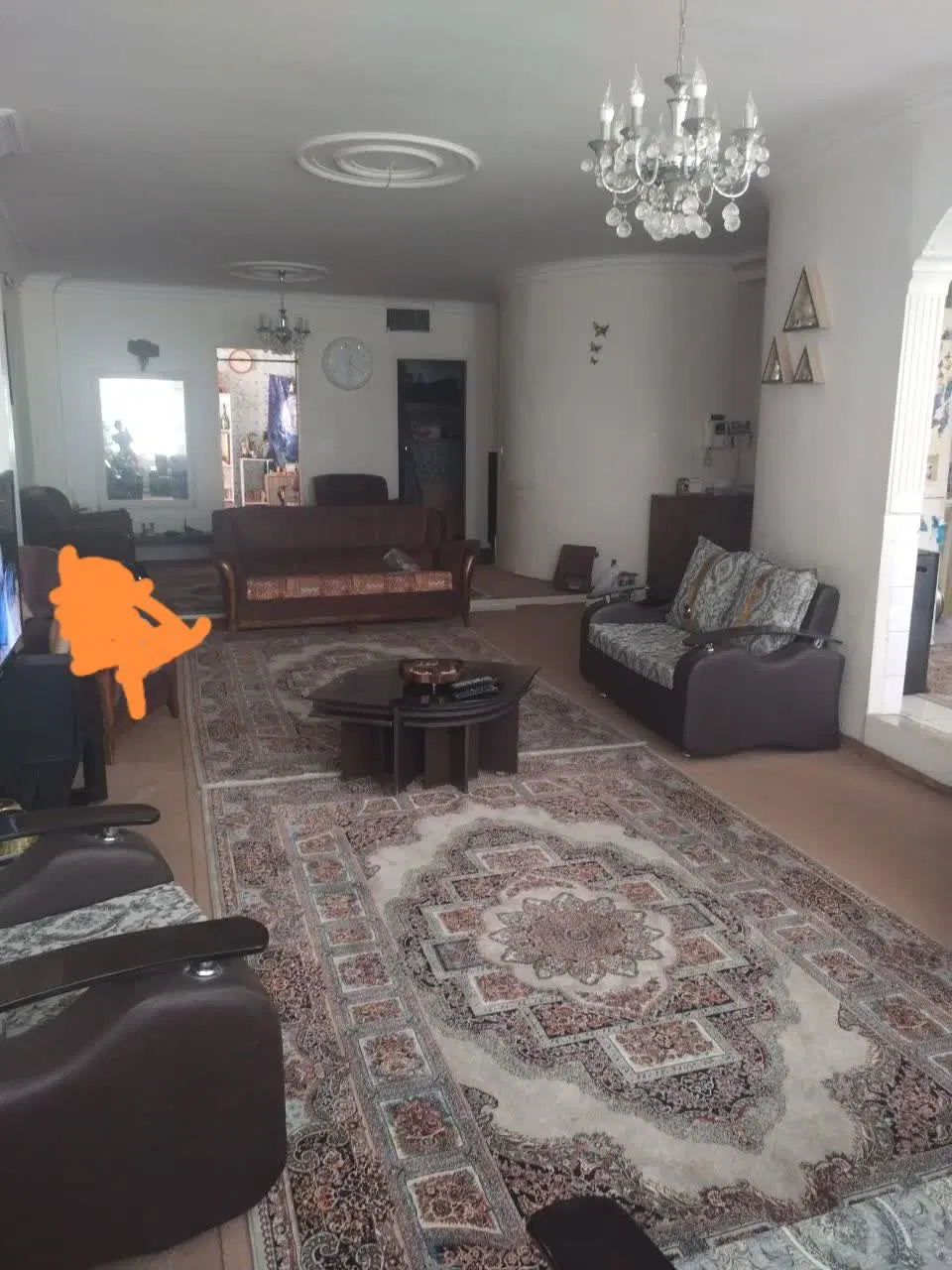 آپارتمان ۸۳ متری در میدان معلم