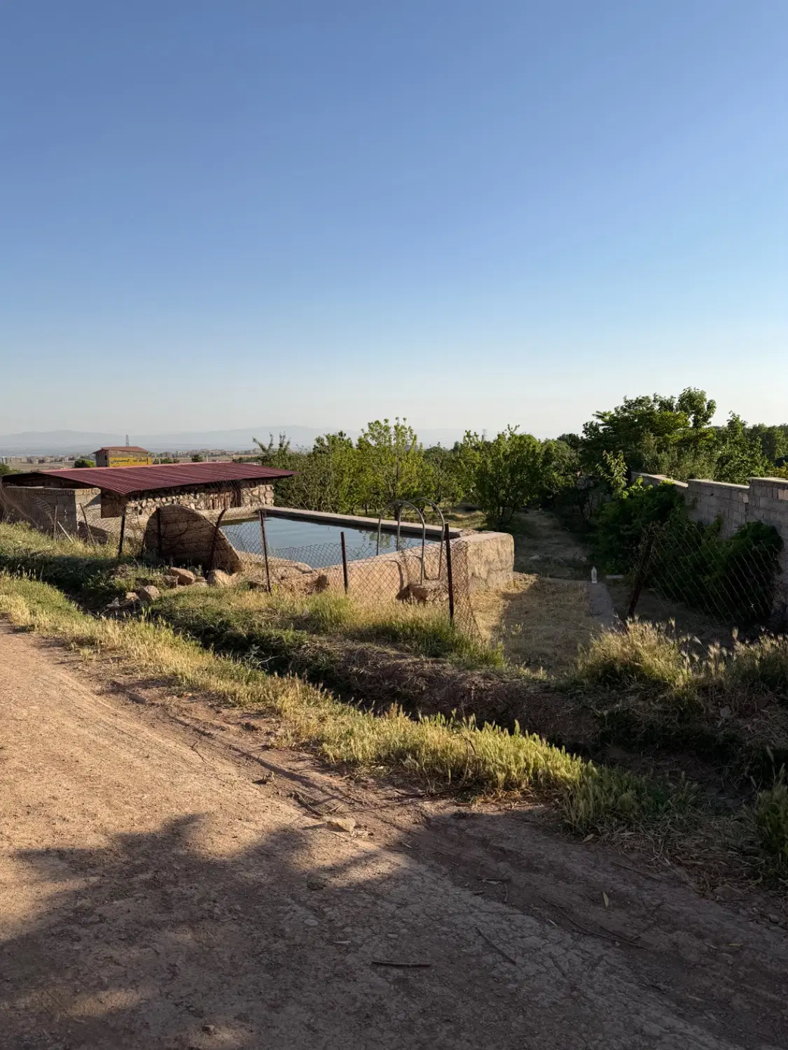 باغ گیلاس در فشند ۱۱۰۰ متر