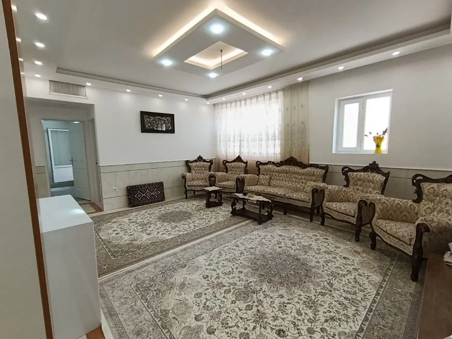 واحد ۸۶متری، لوکس و تمیز