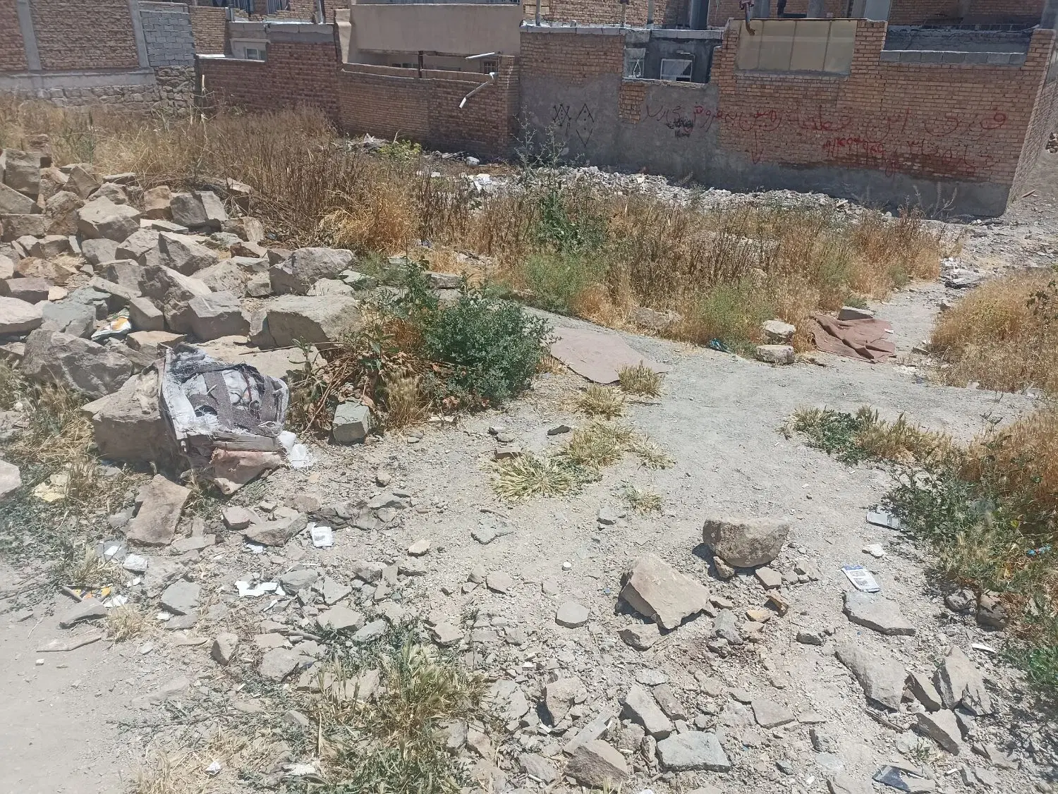 قطعه زمین