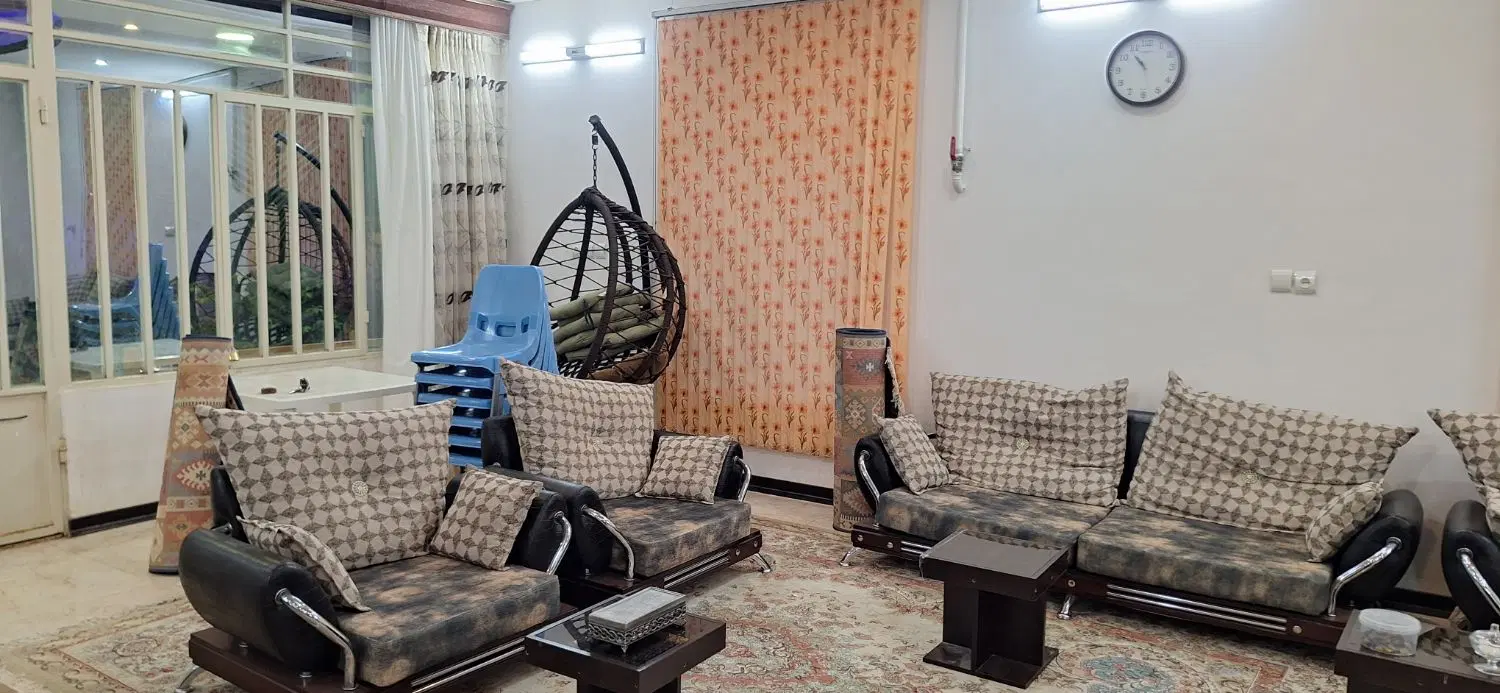 باغ۱۰۰۰متری آماده تکمیل