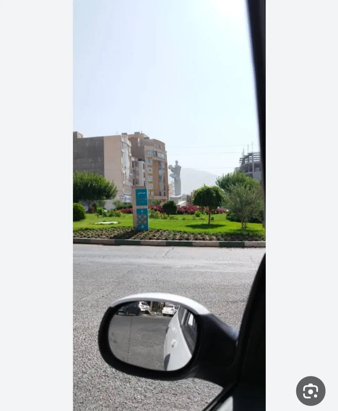 ساختمان اداری تجاری دور میدان باغستان