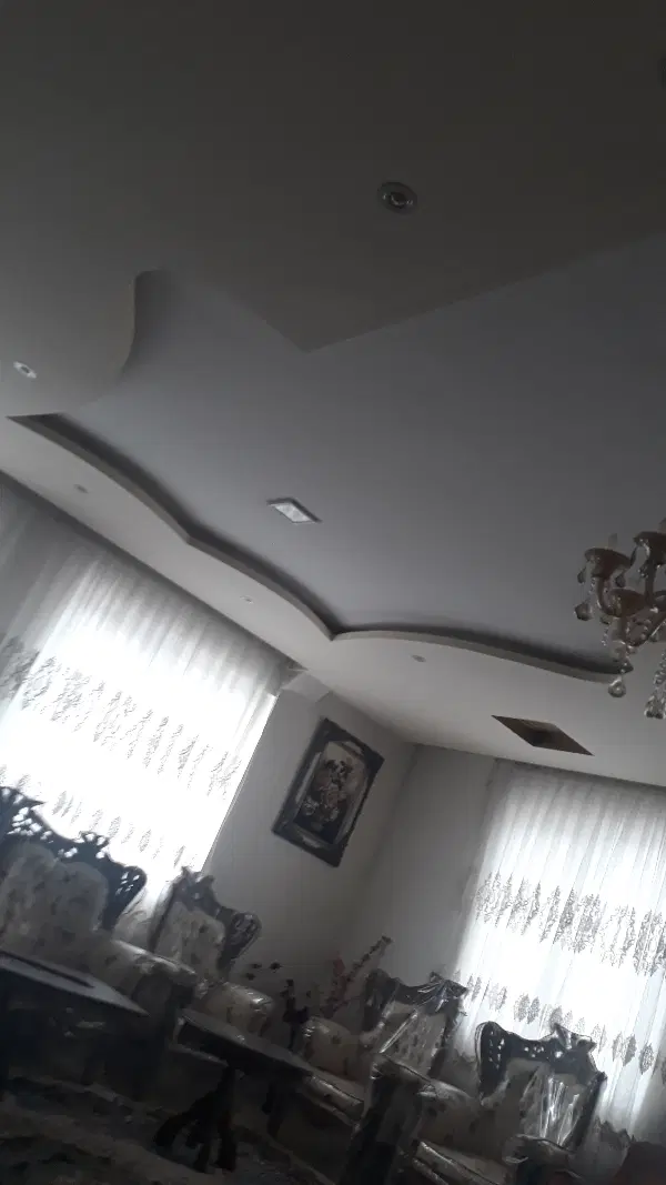 اجاره مغازه ۱۲ متری جلال ال احمد۴۴