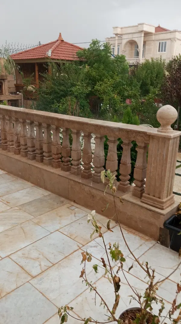 زمین فروشی